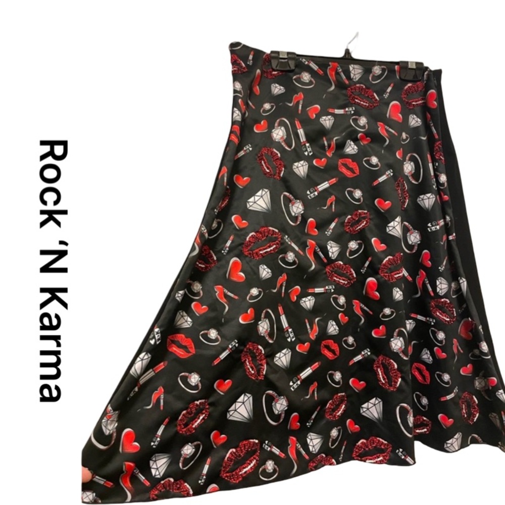 Rock ‘N Karma satin front red and black skirt XL - posh and playful dressing!!!